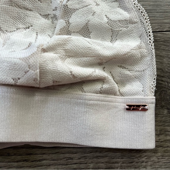 PINK by Victoria’s Secret Womens Cream Lacey Bralette Daisy Print Size Small - Picture 3 of 6